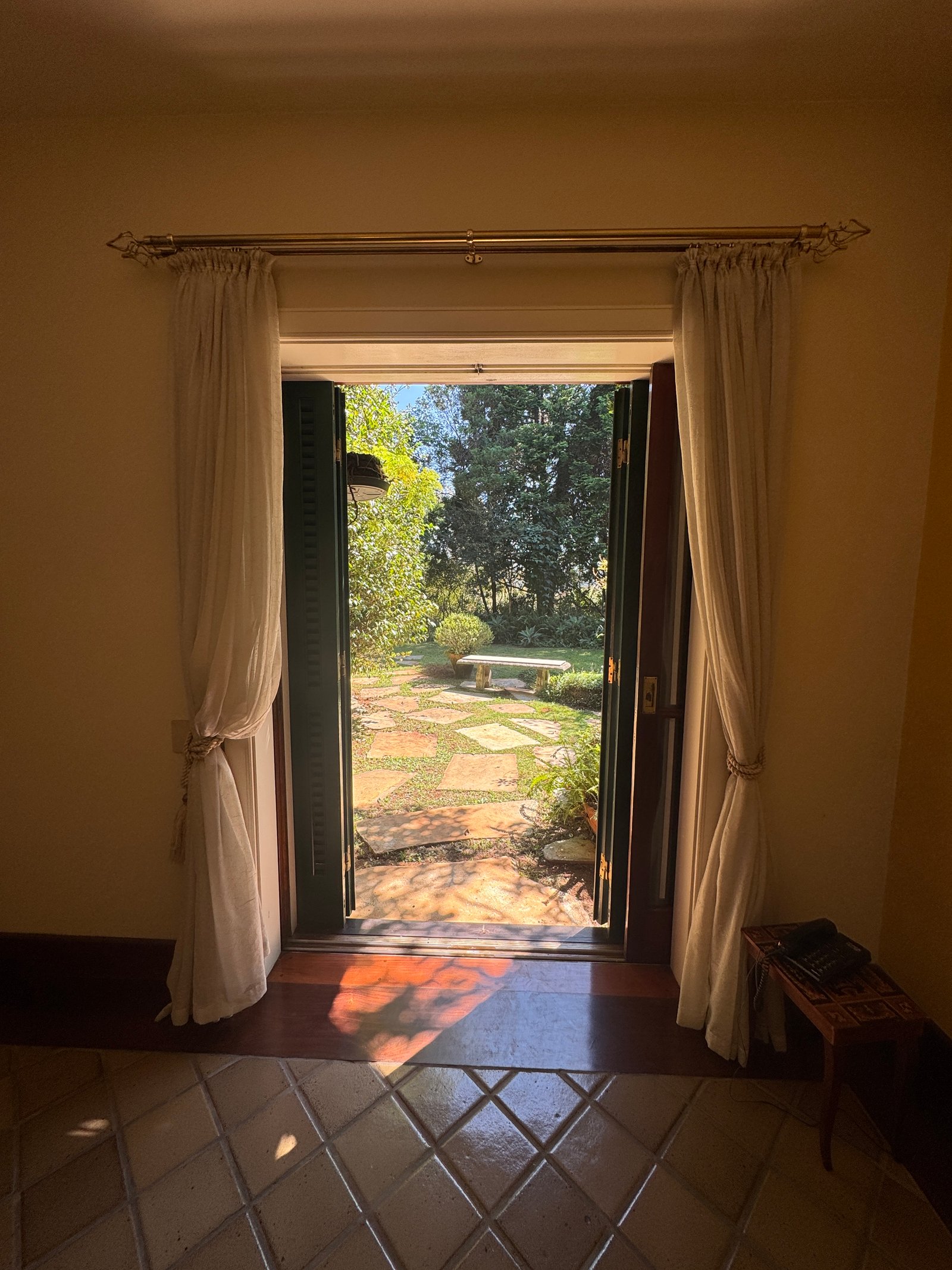 Casa Estilo Europeu no Tamboré 1