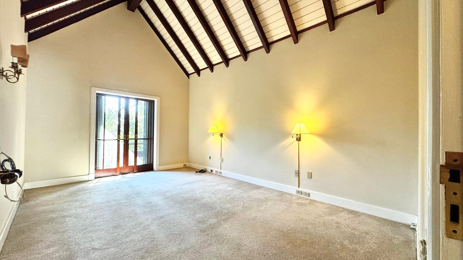 Casa Estilo Europeu no Tamboré 1